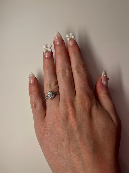 🤍 Pearly Girlie 🤍